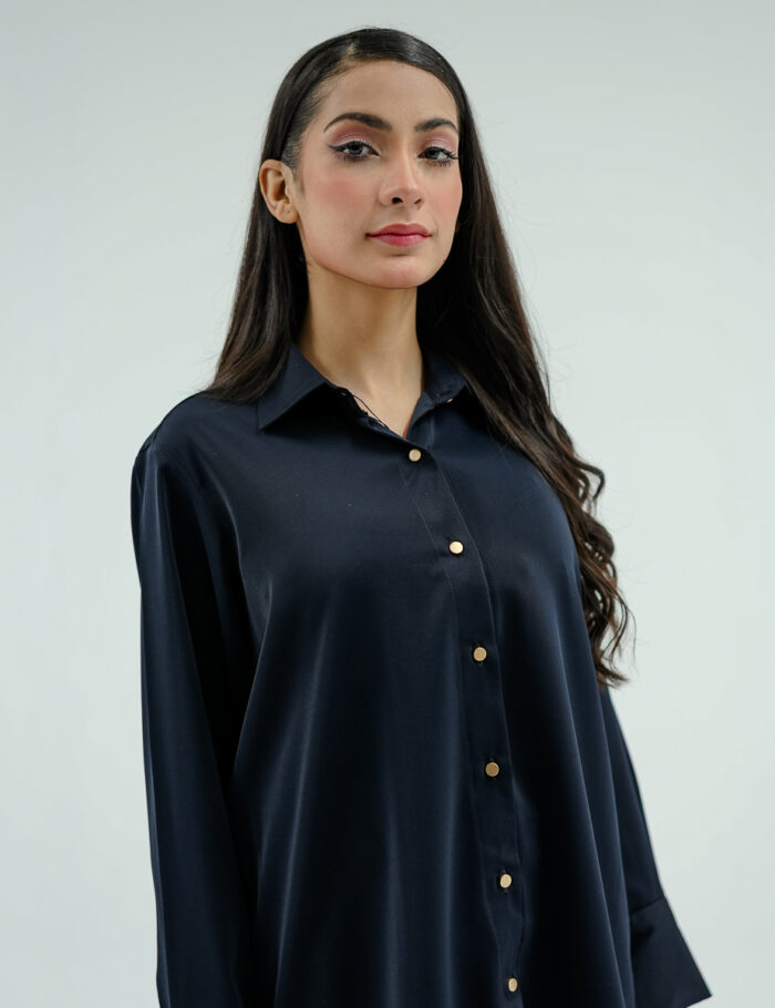blue shirt women